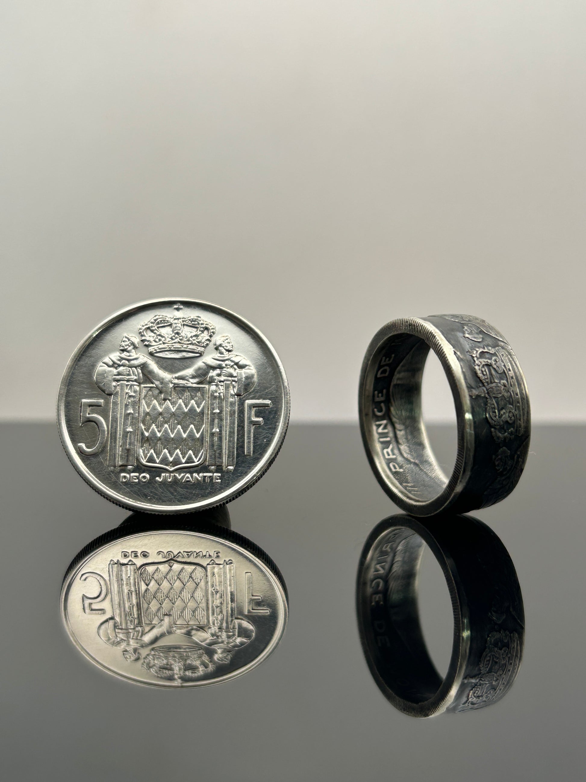 Bague pièce de monnaie 5 francs Monaco en argent massif Monnaia, bijou artisanal unique