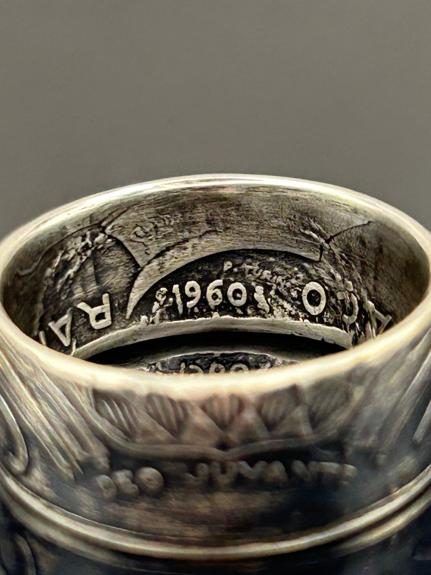 Bague pièce de monnaie 5 francs Monaco en argent massif Monnaia, bijou artisanal unique