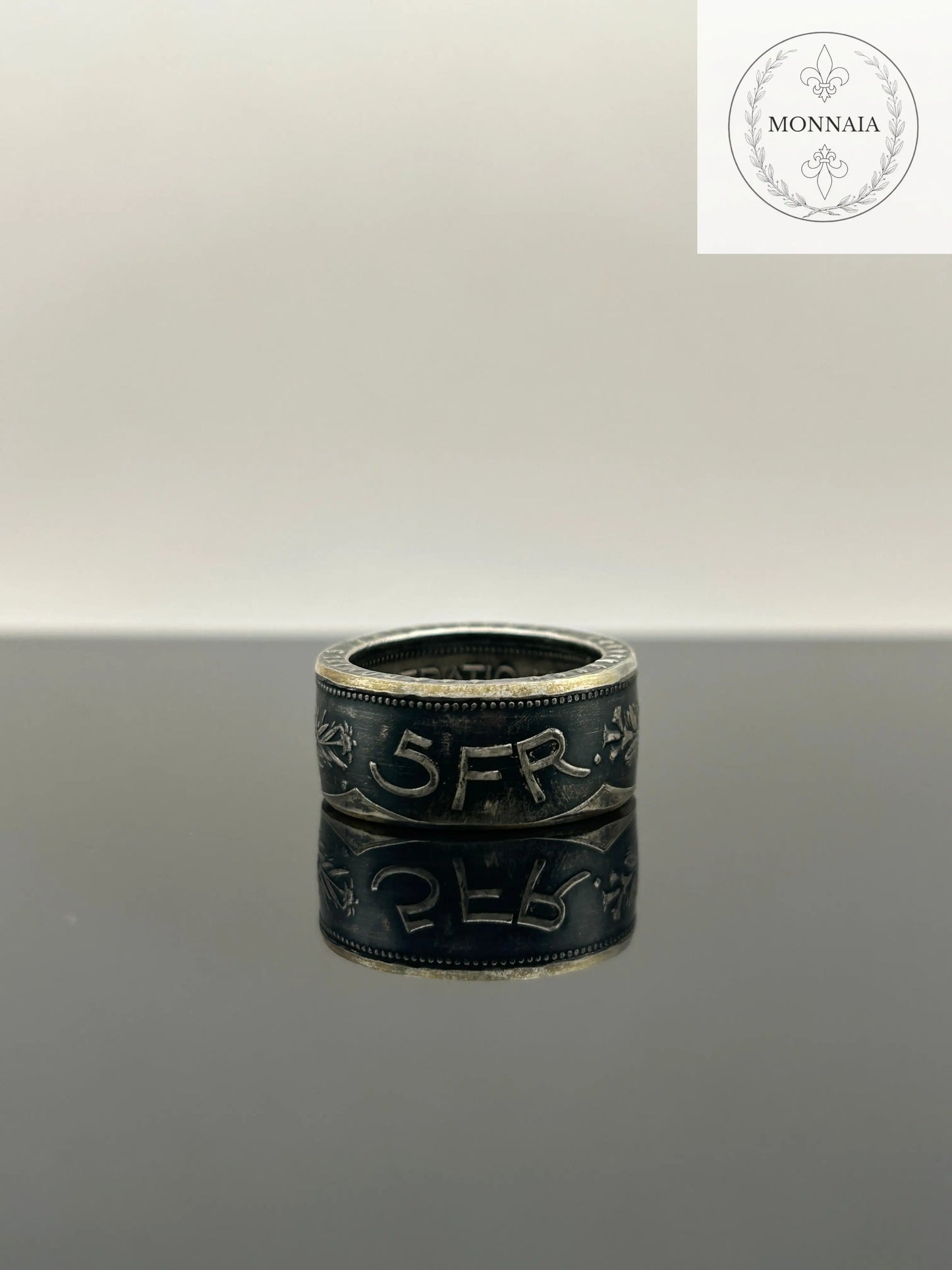 Bague pièce de monnaie 5 francs Suisse en argent massif Monnaia, bijou artisanal unique