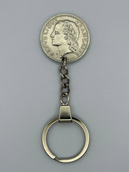 Porte-clés en pièce de monnaie 5 francs Lavrillier fait main et original